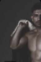 641035300: Chico busca chica en Pontevedra