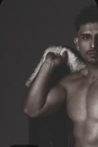 Chico busca chica en Pontevedra: 