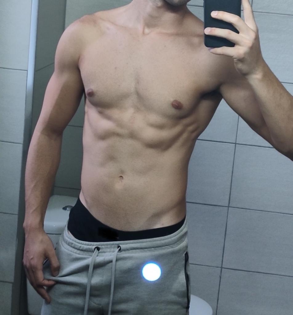 694298210: Chico busca chica en Granada