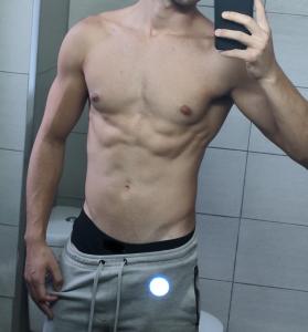 694298210: Chico busca chica en Granada