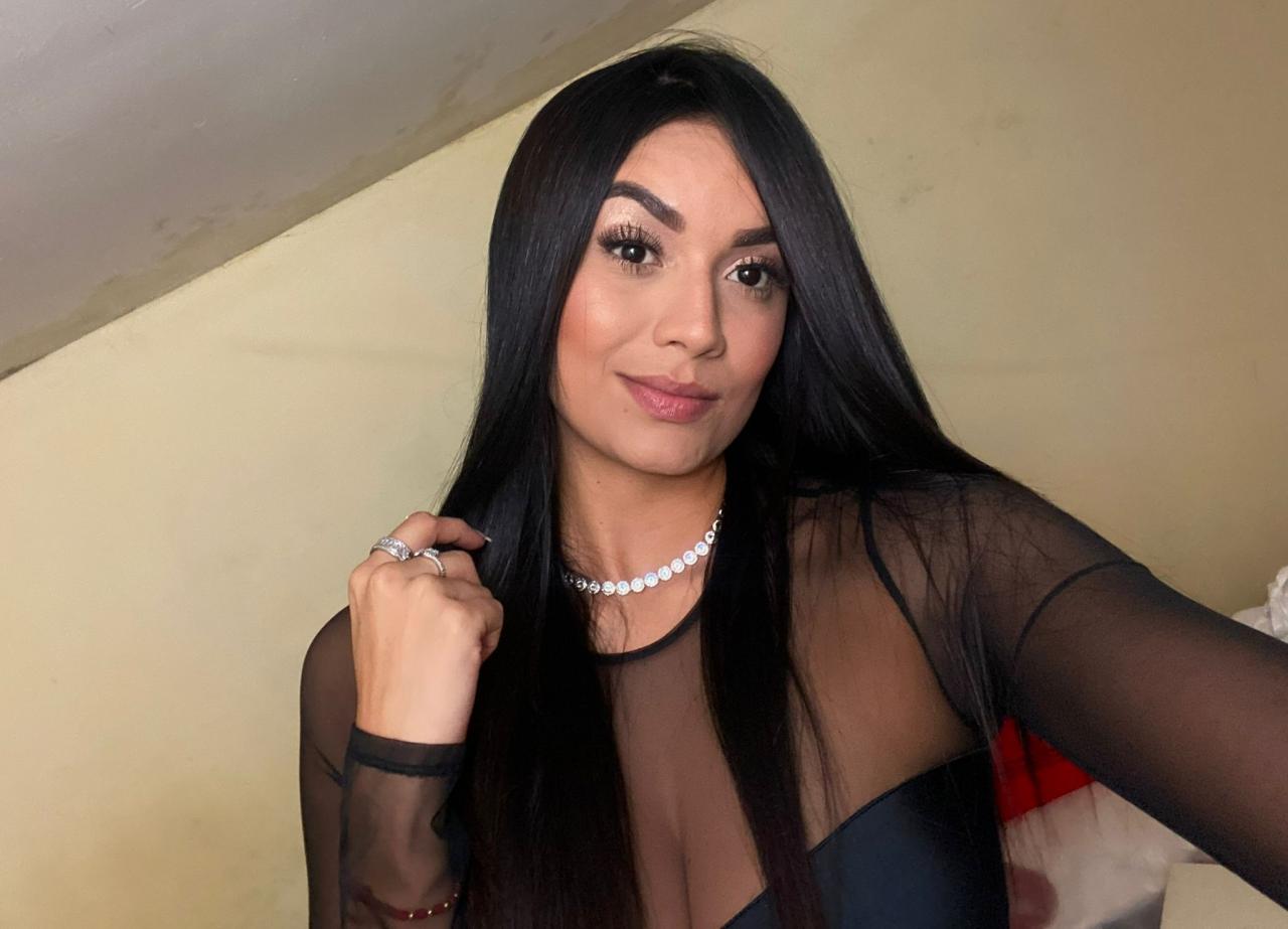 613604285: Chica busca chico en Mallorca