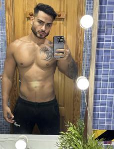 698607503: Chico busca chica en Mallorca