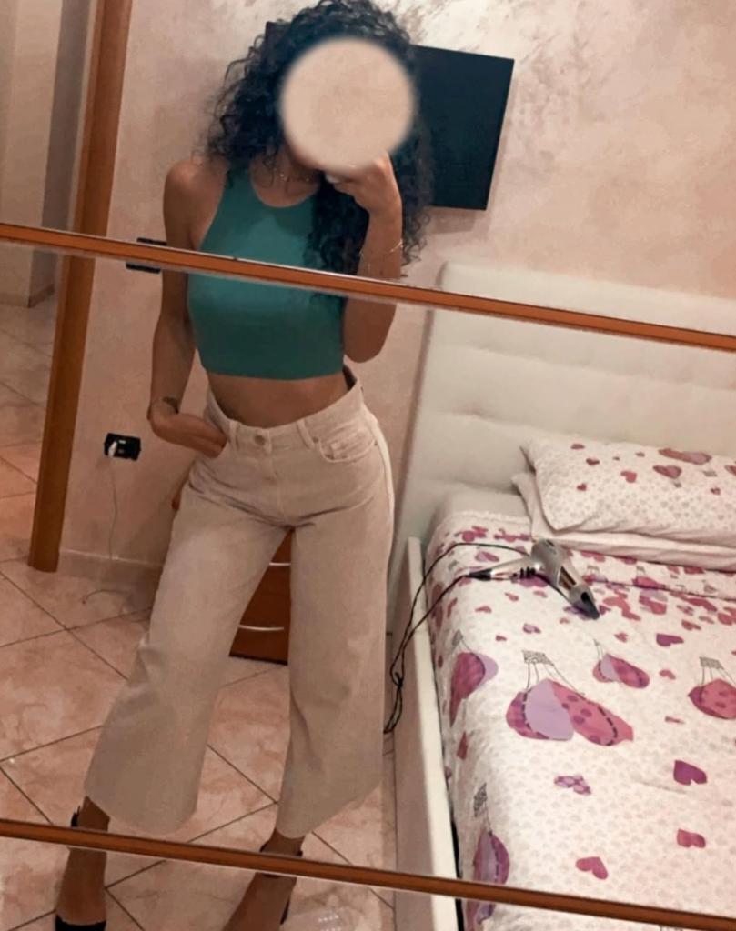 672154908: Chica busca chico en Madrid