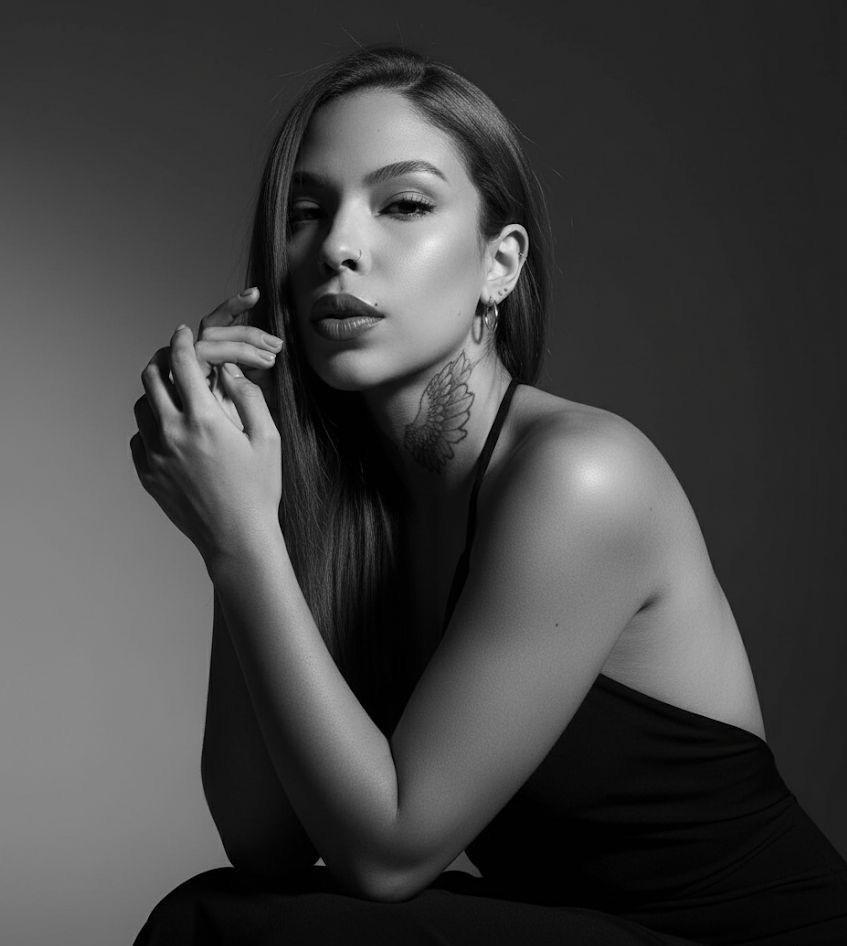 613871497: Chica busca chico en Málaga