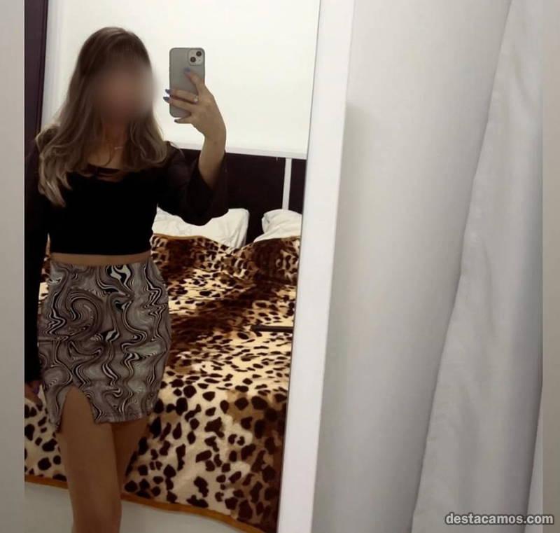 637979293: Chica busca chico en Madrid