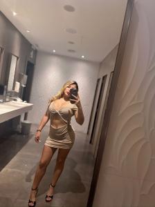 607661267: Chica busca chico en Madrid