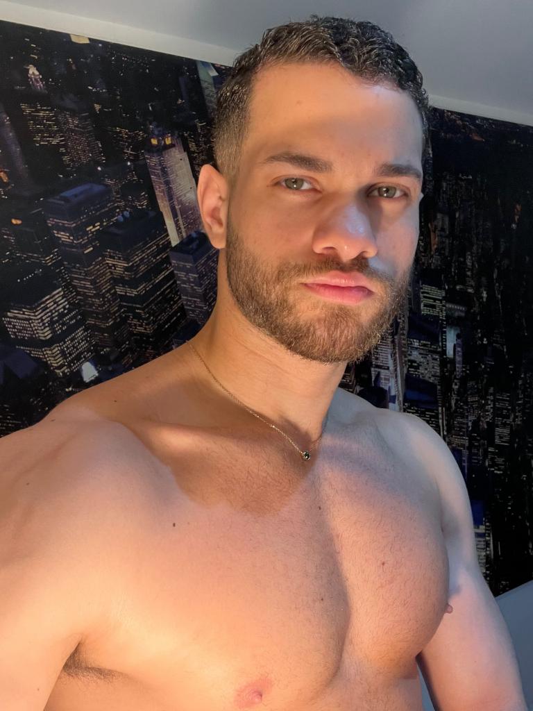 Chico busca chica en Madrid: 