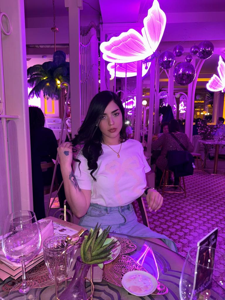 610789929: Chica busca chico en Tenerife