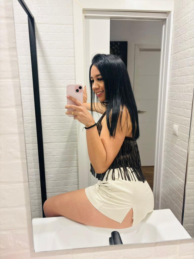 623557797: Chica busca chico en Alicante