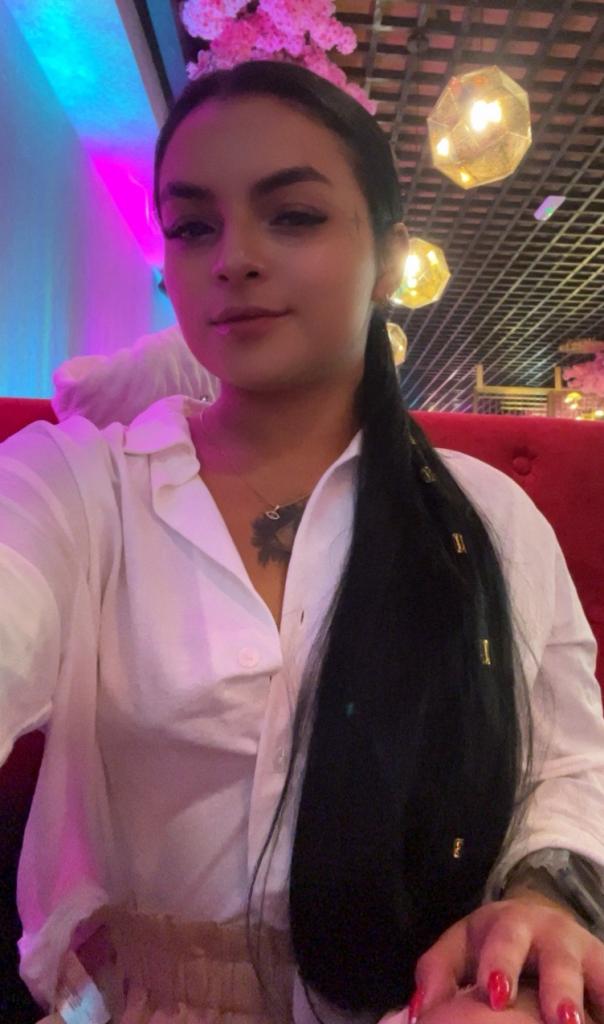 Chica busca chico en Albacete: Chica busca chico