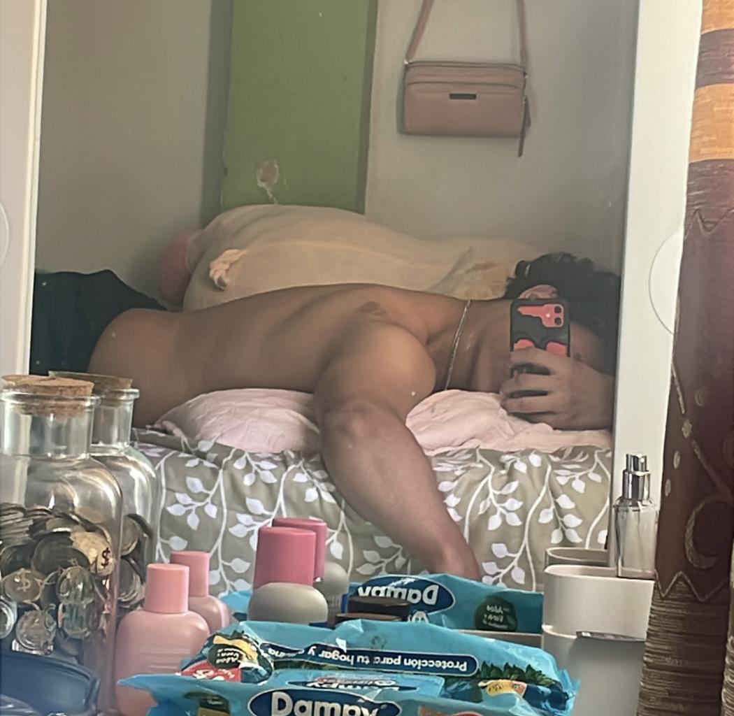 604361387: Chico busca chica en Madrid