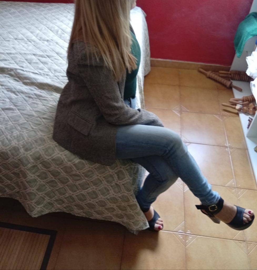 631406808: Chica busca chico en Granada