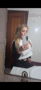 613355988: Chica busca chico en Barcelona