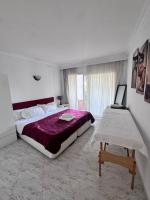 674207483:  en Ibiza