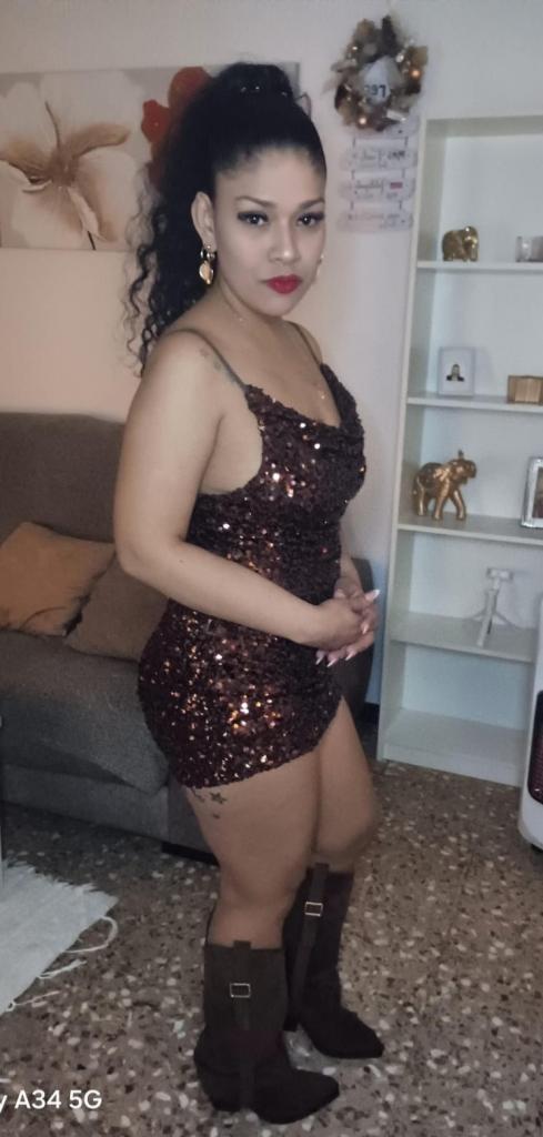670826805: Chica busca chico en Alicante