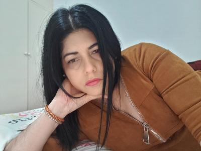 689285963: Chica busca chico en Zaragoza