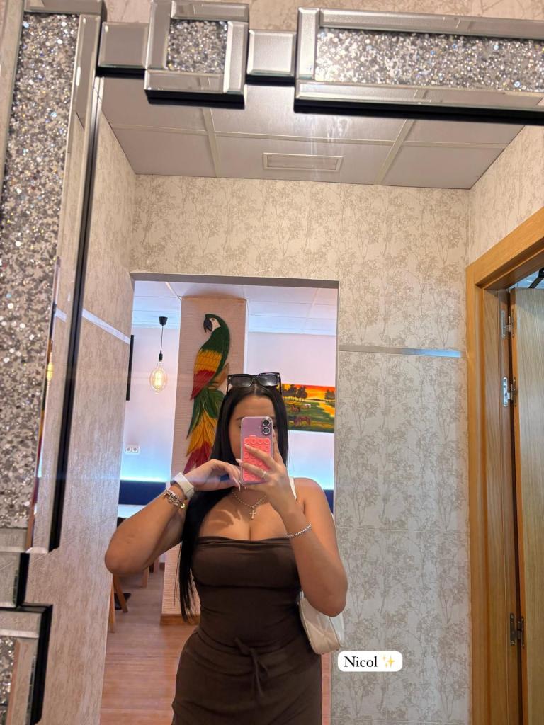 742084596: Chica busca chico en Valencia