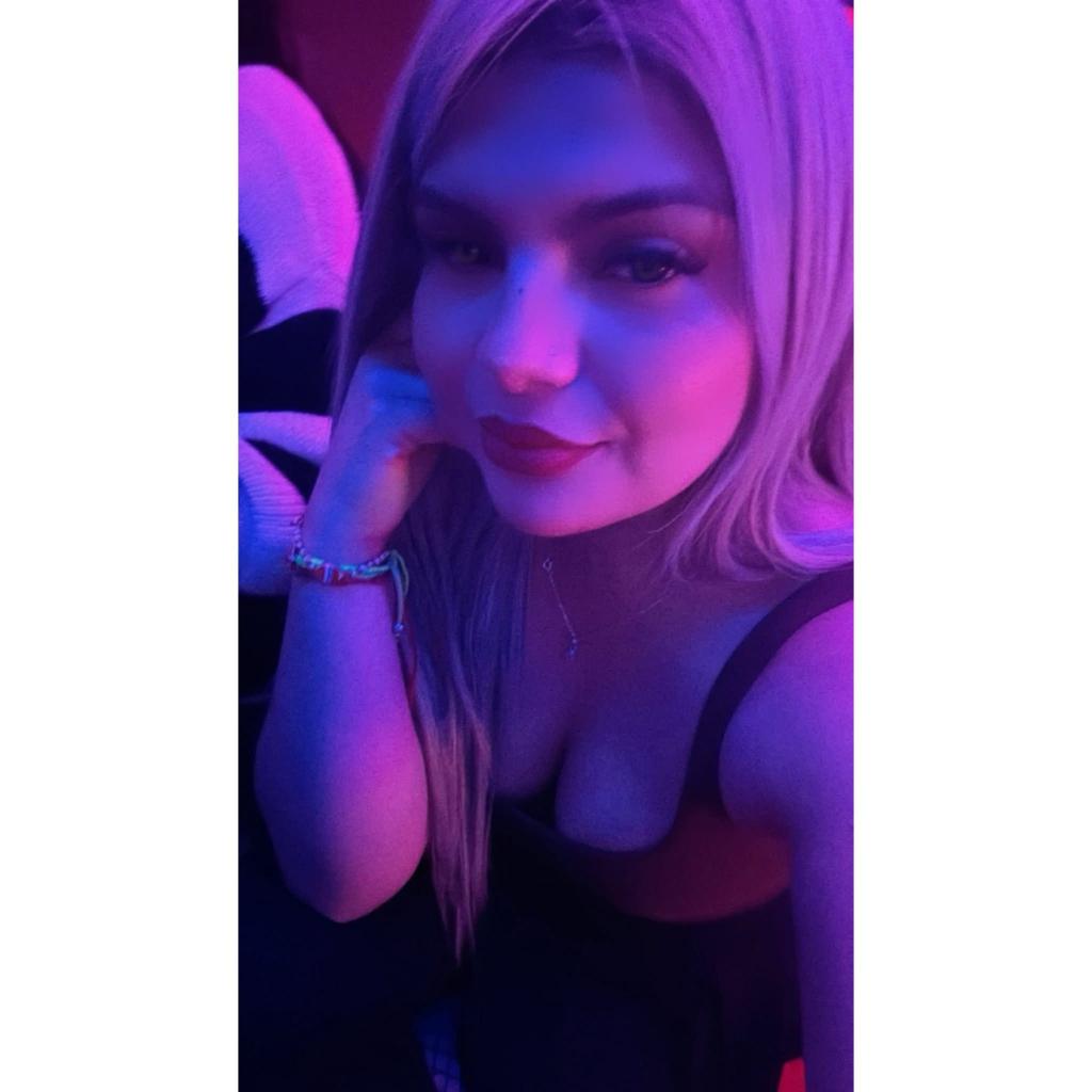 Chica busca chico en Barcelona: 