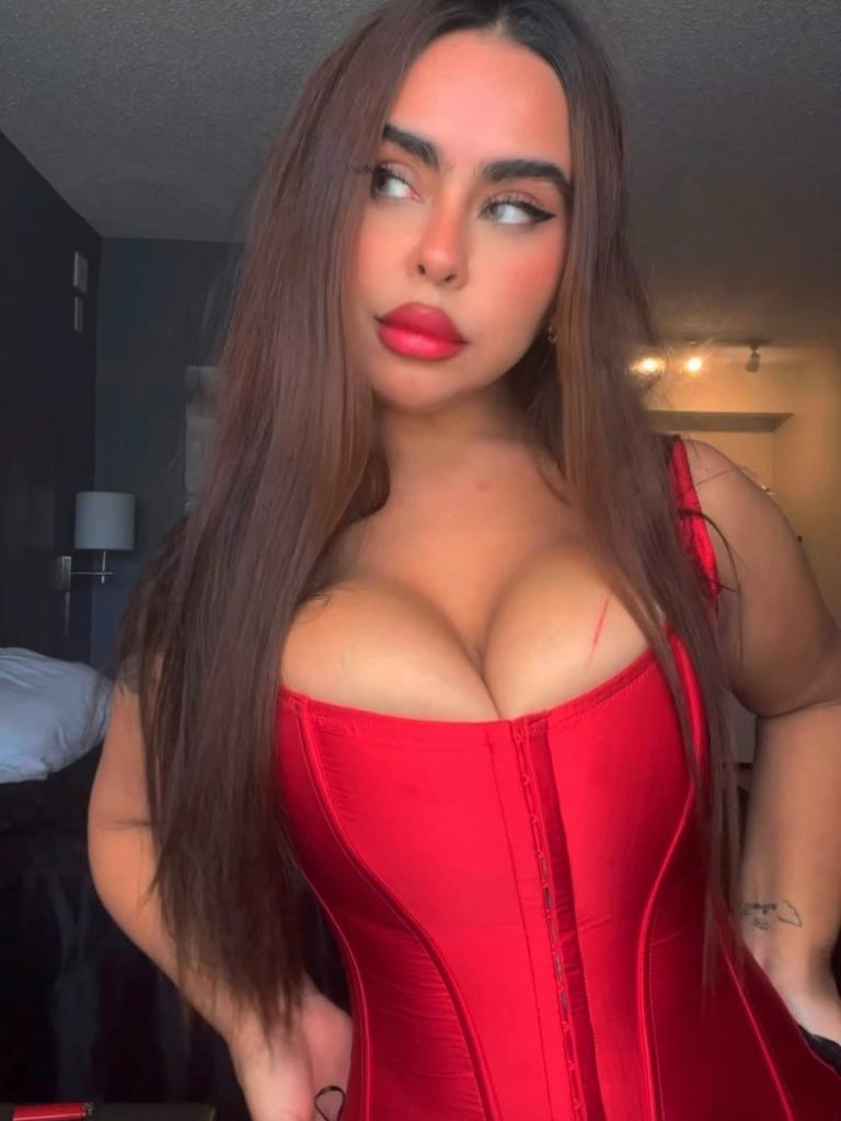 633188351: Chica busca chico en Valencia