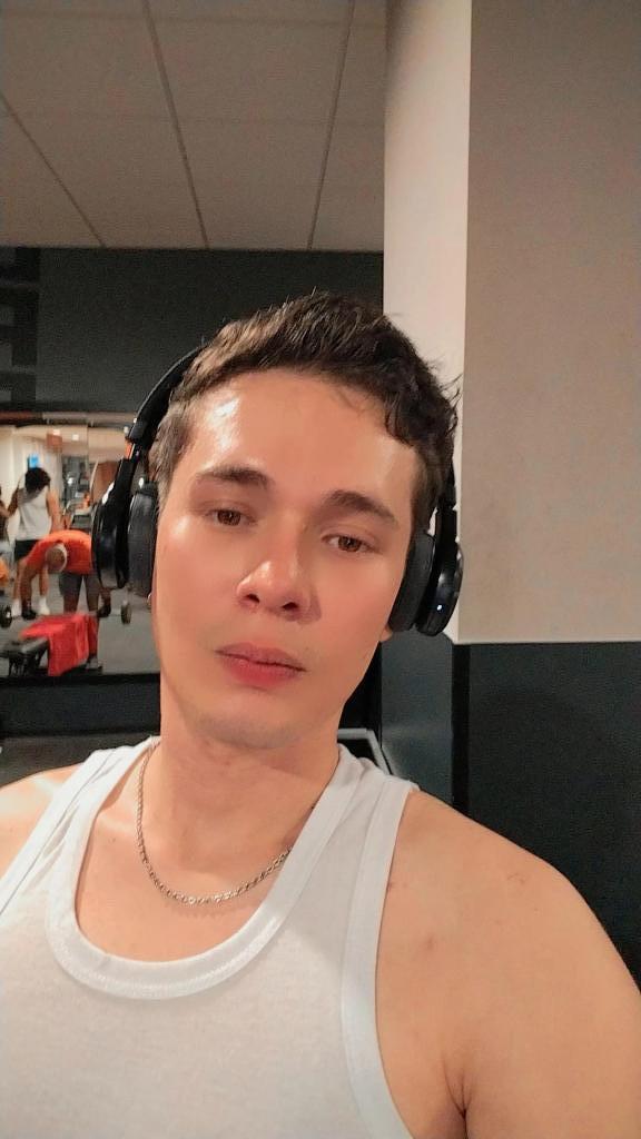 Chico busca chica en Málaga: 