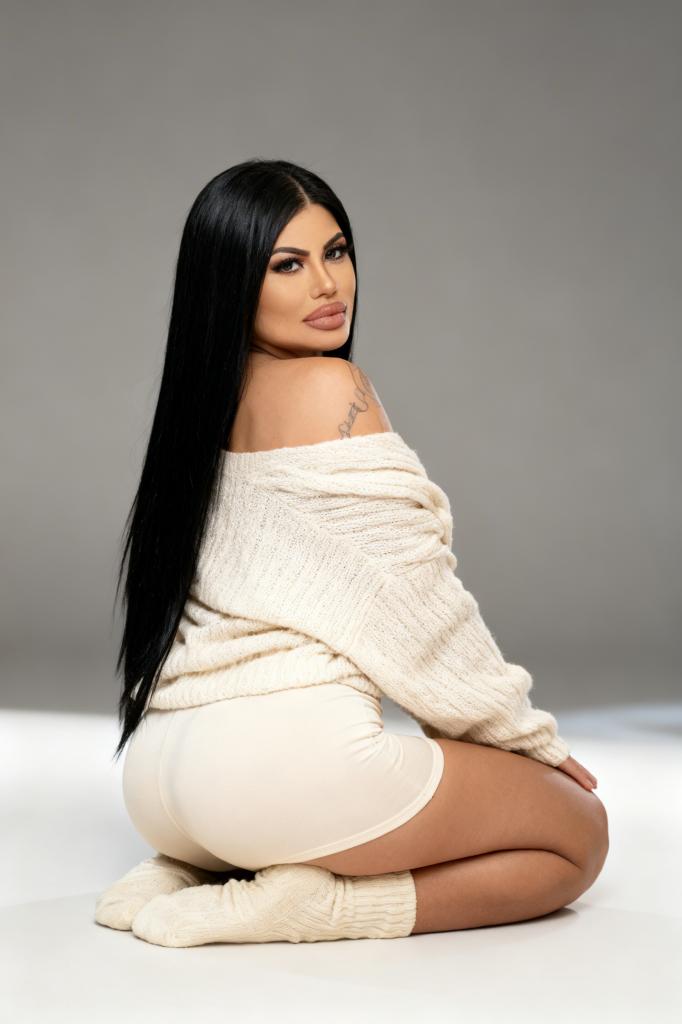 Chica busca chico en Málaga: Chica busca chico