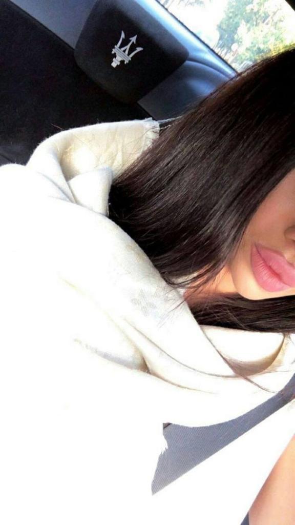 631858589: Chica busca chico en Málaga