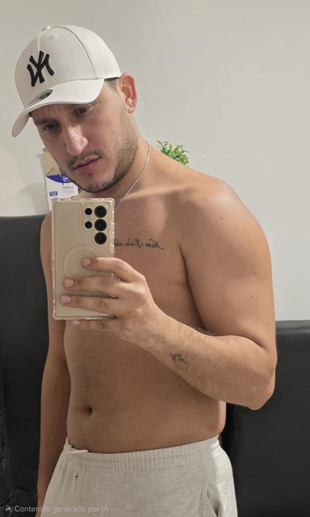 667839646: Chico busca chica en Valencia