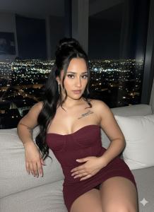 651621908: Chica busca chico en Barcelona