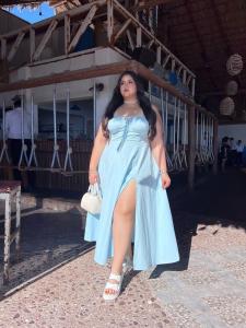 614531184: Chica busca chico en Sevilla