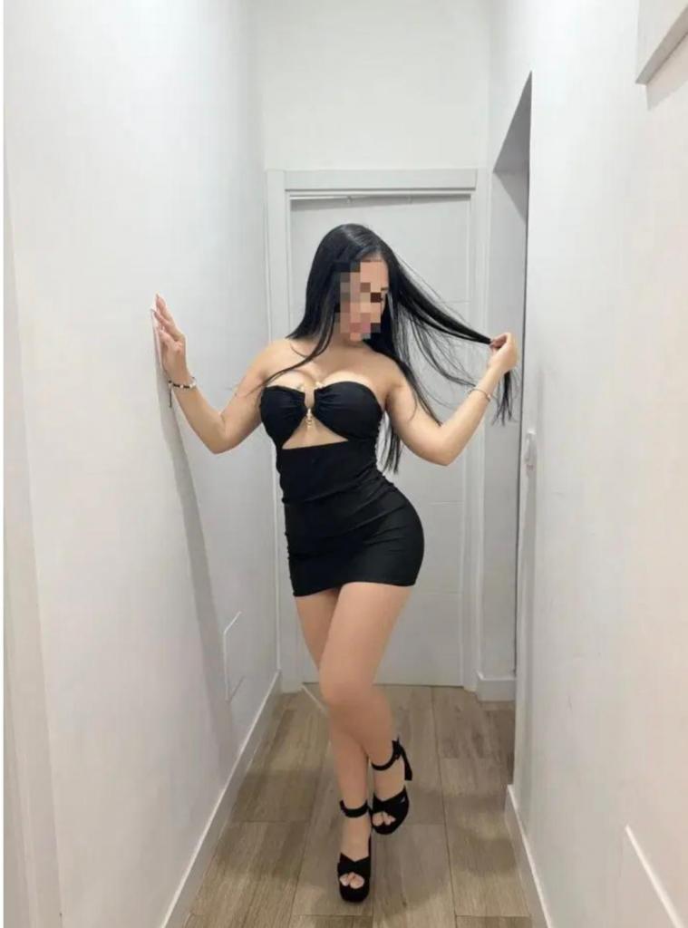 613286946: Chica busca chico en Málaga