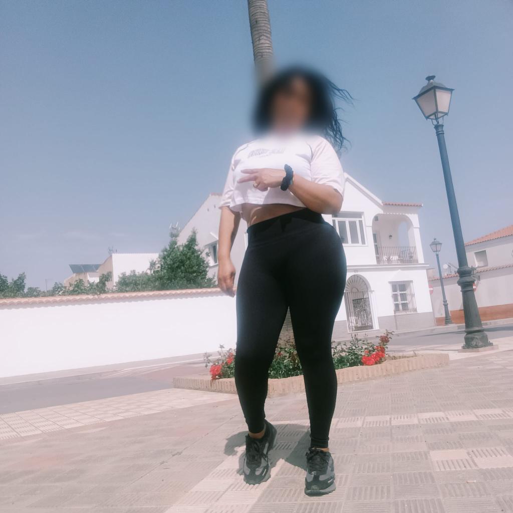 631601514: Chica busca chico en Cáceres