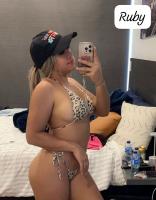 641250385: Chica busca chico en Valencia