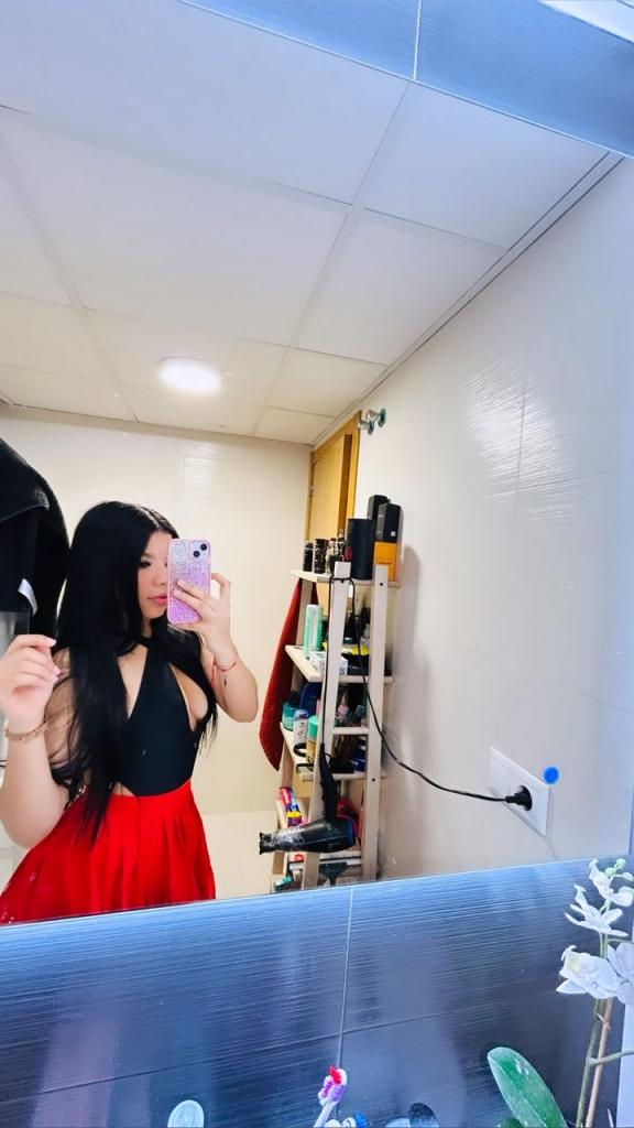 637952355: Chica busca chico en Málaga