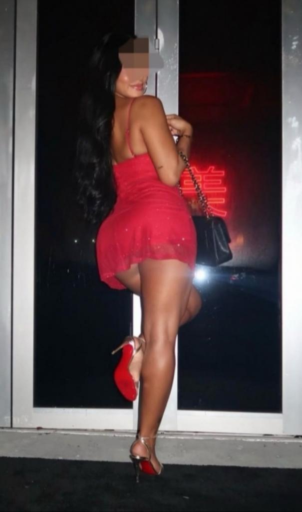 603228212: Chica busca chico en La Coruña