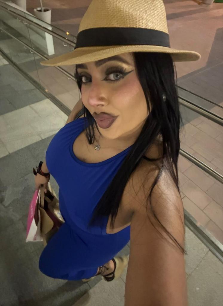 Chica busca chico en La Coruña: 