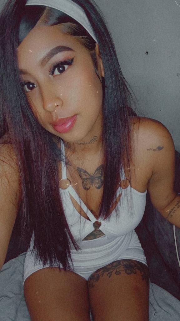 Chica busca chico en Granada: 