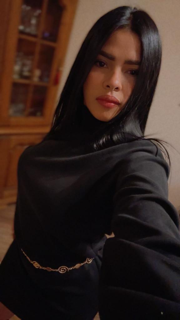 678668700: Chica busca chico en Málaga