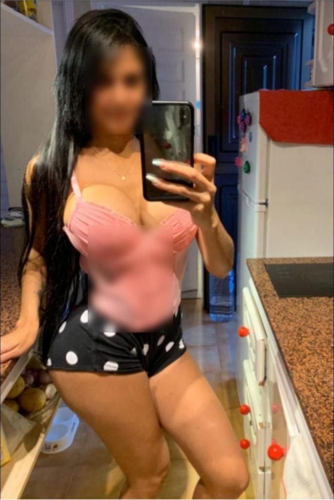 661049501: Chica busca chico en Tenerife