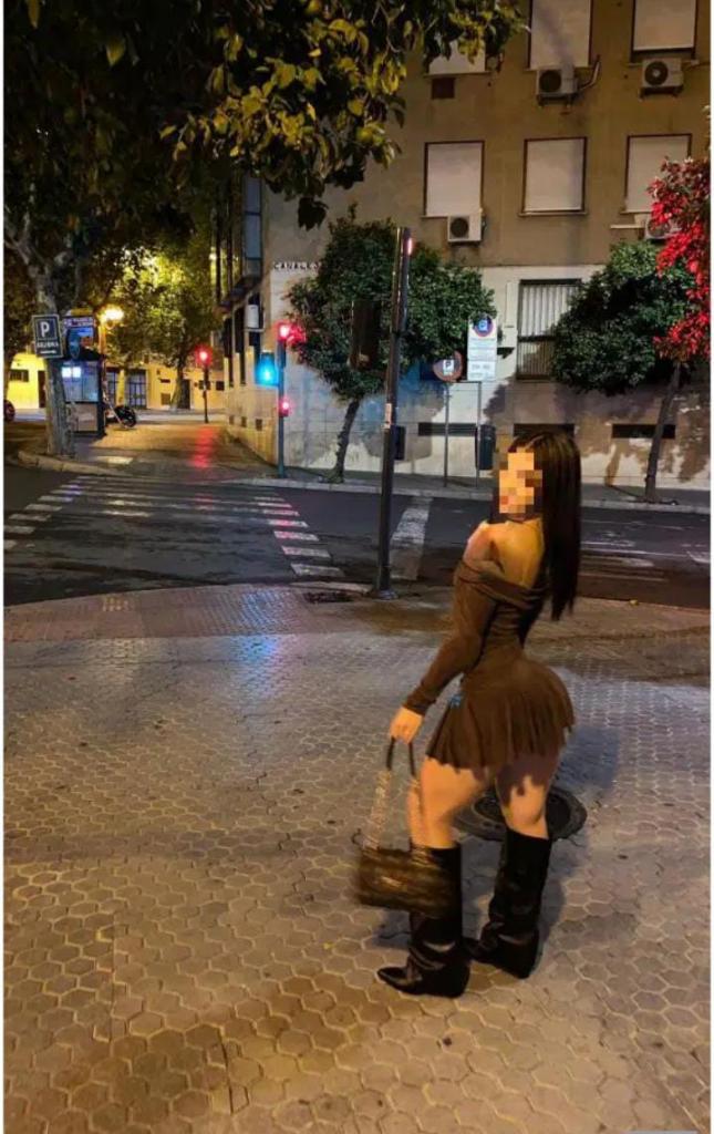 641549535: Chica busca chico en Granada