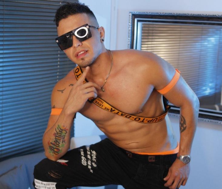 617713826: Chico busca chica en Madrid