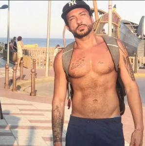 666356206: Chico busca chica en Barcelona