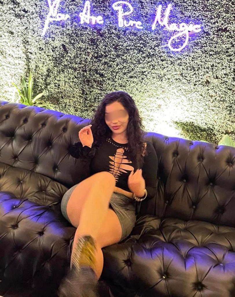 607506151: Chica busca chico en Málaga