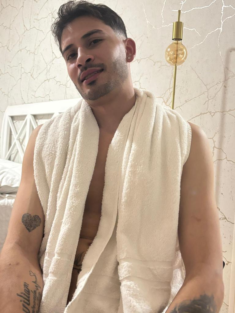 Chico busca chica en Málaga: 