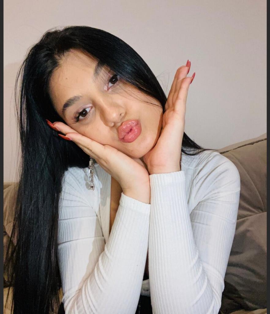 Chica busca chico en Cádiz: 