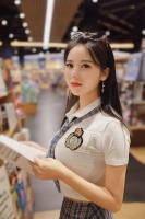 667721465: Chica busca chico en Madrid