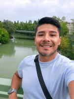 619566624: Chico busca chica en Madrid