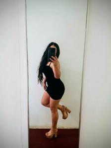 644824799: Chica busca chico en Sevilla