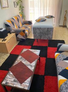 672909959: Chica busca chico en Zaragoza