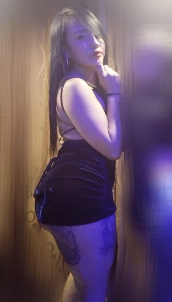 643273169: Chica busca chico en Murcia