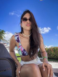 711247317: Chica busca chico en Granada